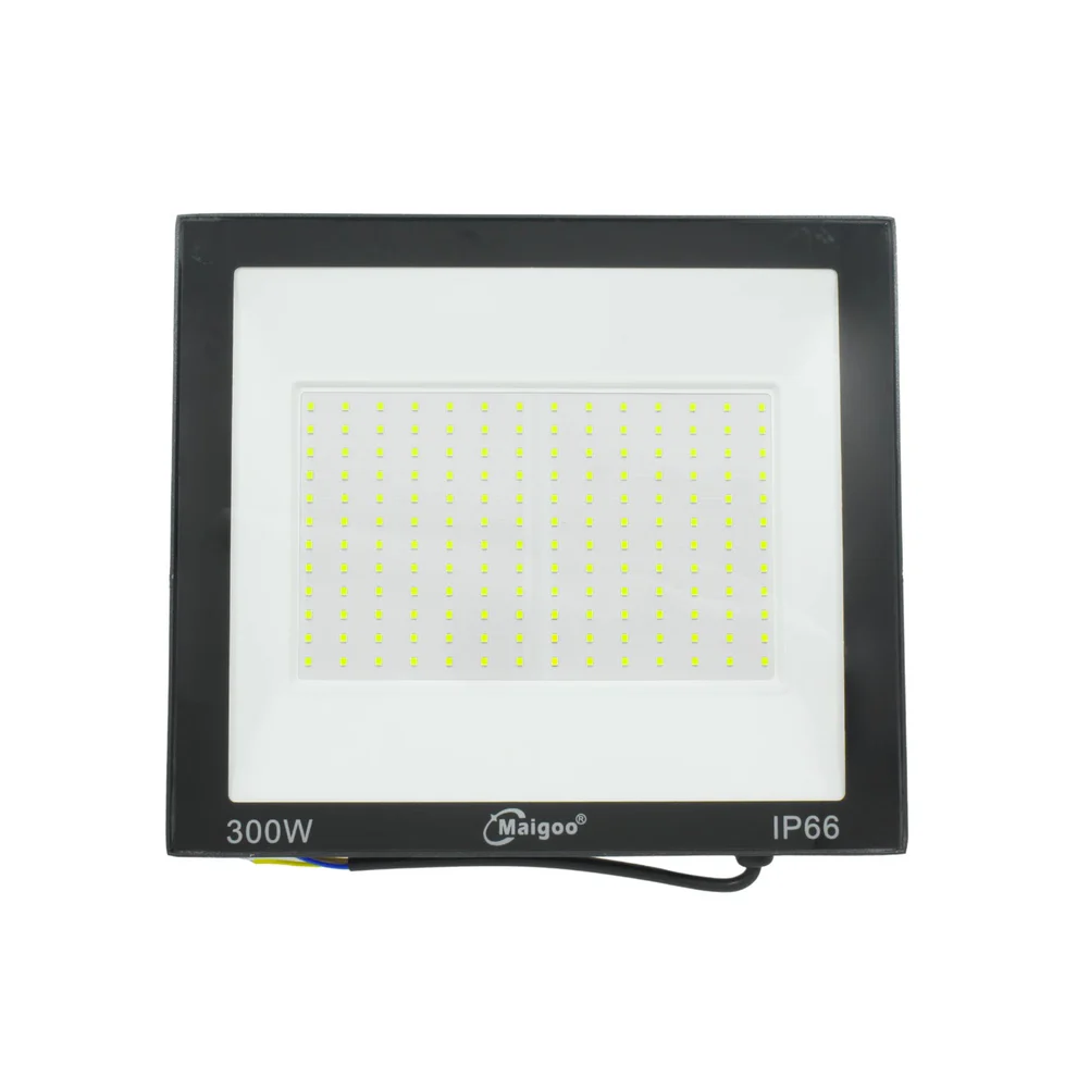 REFLECTOR XPG (MULTIVULTAJE) 300W